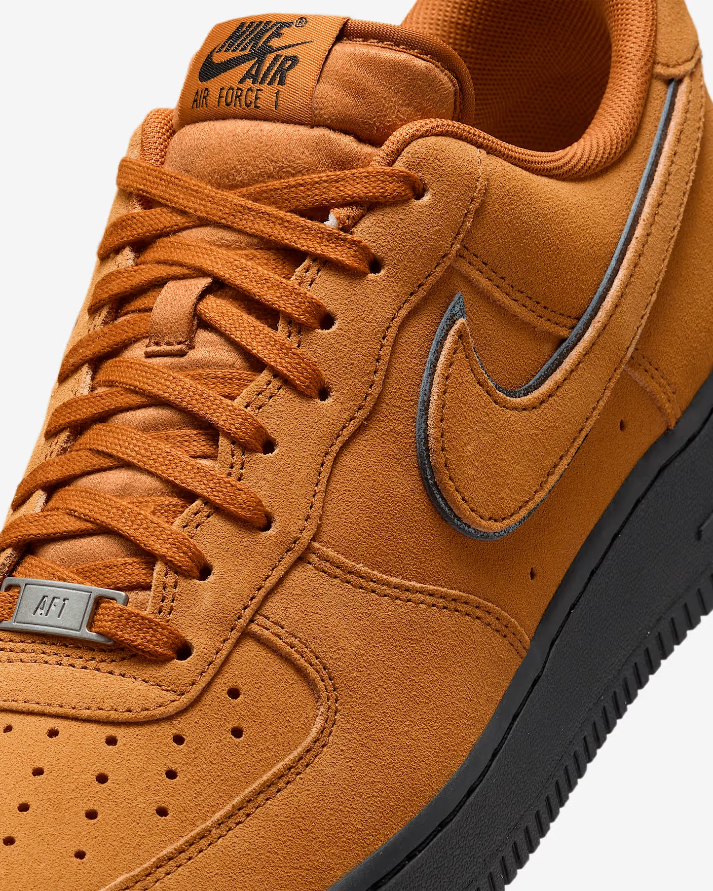 Nike Air Force 1 '07 LV8